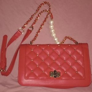 Badgley Mischka Quilted Crossbody red pearls Bag